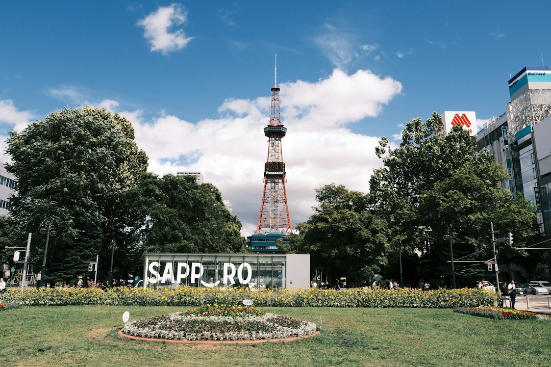 札幌・大通公園とテレビ塔