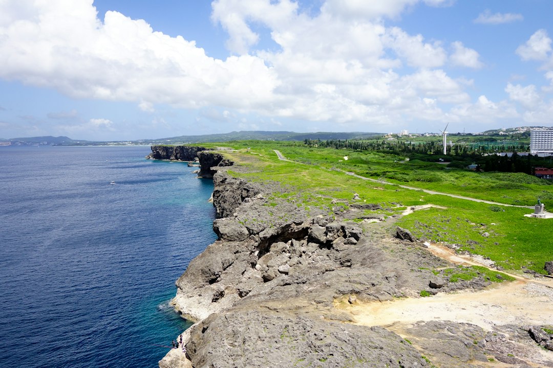 沖縄の海岸線